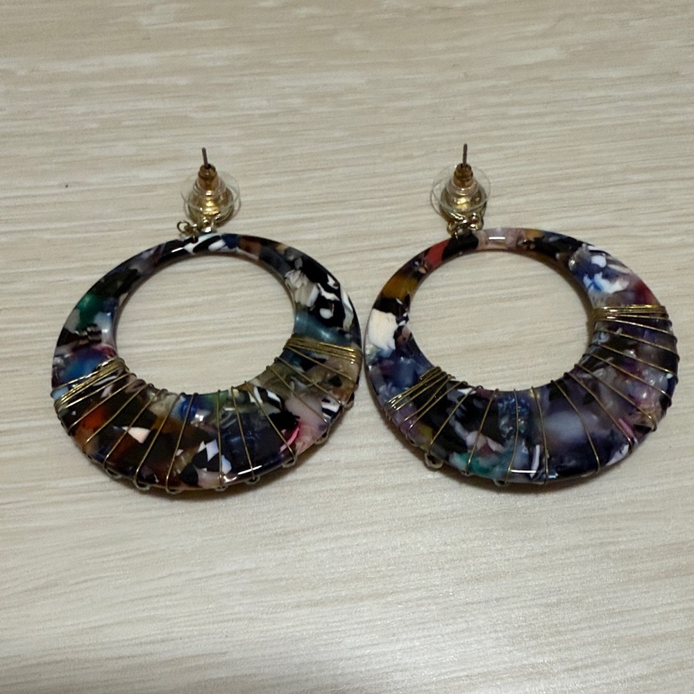 ✨ Multicolor Hoop Earrings with Silver Accents - Picture 6 of 6